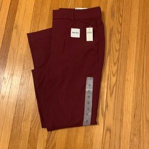 Old Navy Maroon Pixie Pants Brand New size 12